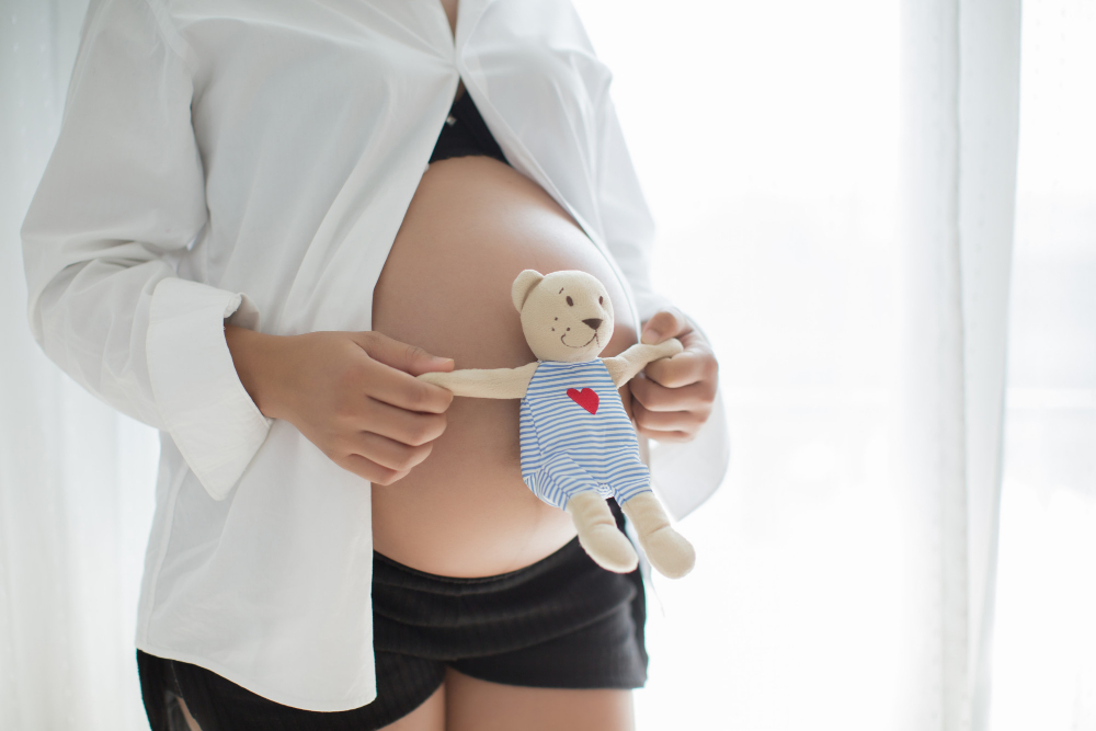 Відпустка з вагітності та пологів: тривалість та особливості надання
