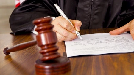 Верховний Суд роз’яснив, що вказувати в наказі про оголошення догани Верховний Суд роз’яснив, що вказувати в наказі про оголошення догани