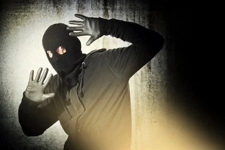Законодавство не містить переліку корупційних злочинів, за які настає кримінальна відповідальність. Держпраці склала і оприлюднила такий перелік Законодавство не містить переліку корупційних злочинів, за які настає кримінальна відповідальність. Держпраці склала і оприлюднила такий перелік