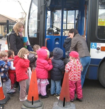 Коли громадський транспорт та дитсадки виходитимуть з карантину Коли громадський транспорт та дитсадки виходитимуть з карантину