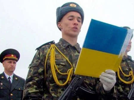 Звільнення працівника, призваного на строкову військову службу, коштуватиме нервів, грошей і часу