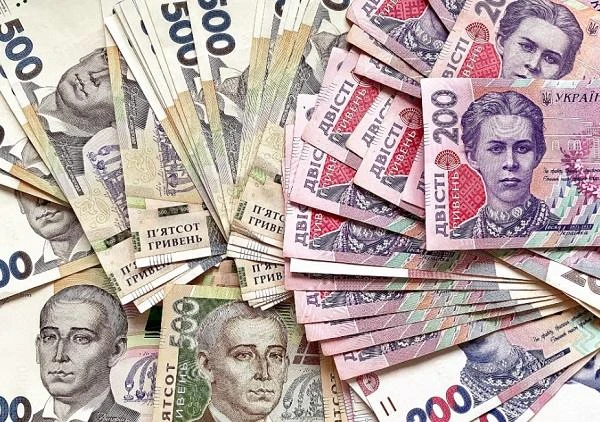 Оплачуйте медпрацівникам надурочний час у подвійному розмірі Оплачуйте медпрацівникам надурочний час у подвійному розмірі