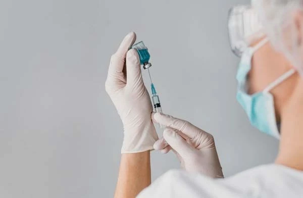Кабмін затвердив порядок відсторонення невакцинованих працівників та держслужбовців з 8 листопада Кабмін затвердив порядок відсторонення невакцинованих працівників та держслужбовців з 8 листопада