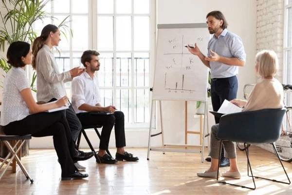 Розкажіть працівникам про онлайн-сервіси ПФУ Розкажіть працівникам про онлайн-сервіси ПФУ