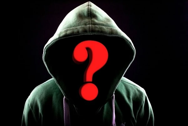 Попередьте працівників про шахрайські ресурси, які маскуються під Дію та ПриватБанк