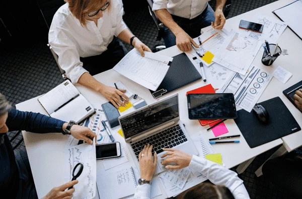 9 особливостей роботи під час воєнного стану, які має знати кожен роботодавець 9 особливостей роботи під час воєнного стану, які має знати кожен роботодавець