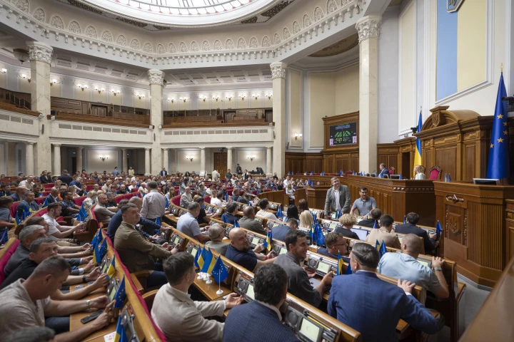 Чергові зміни щодо виїзду з України у період дії воєнного чи надзвичайного стану