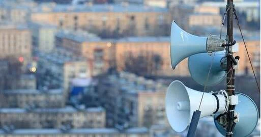 Керівник вимагає працювати під час тривоги: що робити?